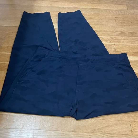 Athleta Brooklyn Ankle Pant Camo 16 - Picture 6 of 15